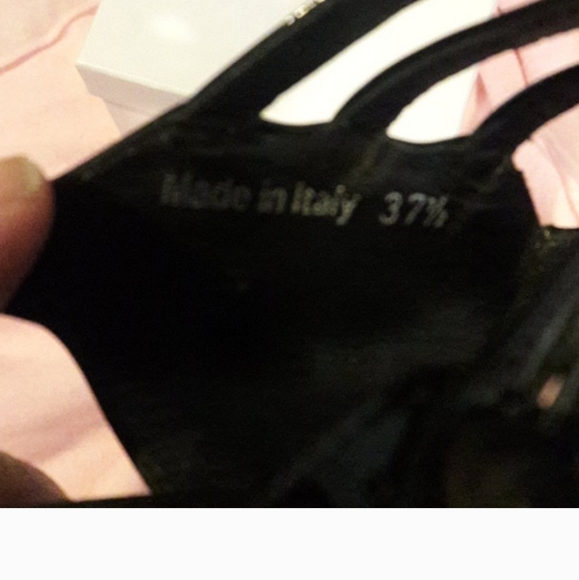 Designer DIOR Patent Leather Sandals - Picture 7 of 10